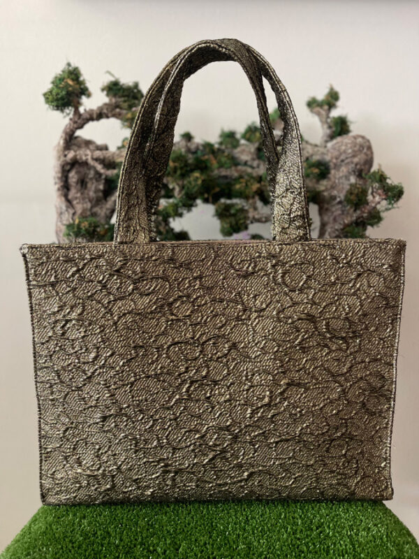 woven-shopping